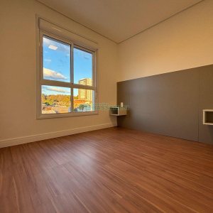 Apartamento com 41m², 1 dormitório, 1 vaga, no bairro Centro em Caxias do Sul para Alugar