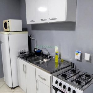 Apto Mobiliado com 40m², 1 dormitório, 1 vaga, no bairro Presidente Vargas em Caxias do Sul para Alugar