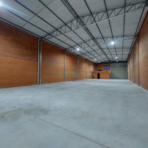 Pavilhão com 495m², no bairro São Gotardo em Flores da Cunha para Alugar