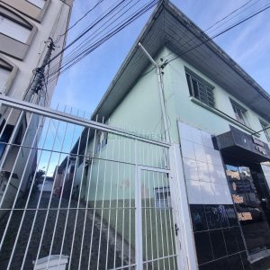 Casa com 81m², 3 dormitórios, no bairro Exposição em Caxias do Sul para Alugar
