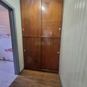 Casa com 81m², 3 dormitórios, no bairro Exposição em Caxias do Sul para Alugar