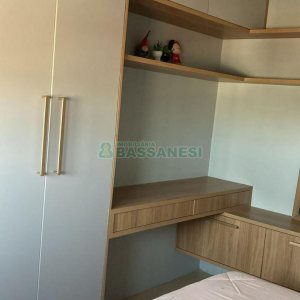 Apartamento com 53m², 2 dormitórios, 1 vaga, no bairro Colina Sorriso em Caxias do Sul para Comprar