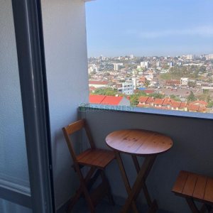 Apartamento com 53m², 2 dormitórios, 1 vaga, no bairro Colina Sorriso em Caxias do Sul para Comprar