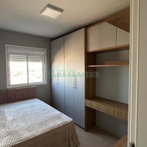 Apartamento com 53m², 2 dormitórios, 1 vaga, no bairro Colina Sorriso em Caxias do Sul para Comprar