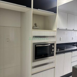 Apartamento com 58m², 2 dormitórios, 1 vaga, no bairro Planalto em Caxias do Sul para Alugar