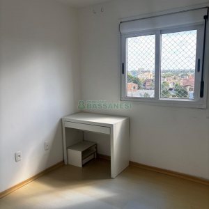 Apartamento com 58m², 2 dormitórios, 1 vaga, no bairro Planalto em Caxias do Sul para Alugar