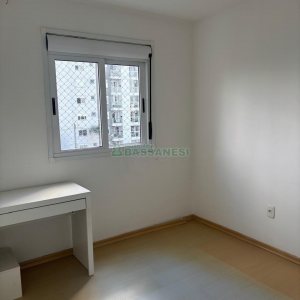 Apartamento com 58m², 2 dormitórios, 1 vaga, no bairro Planalto em Caxias do Sul para Alugar