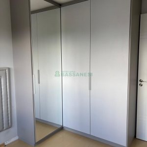 Apartamento com 58m², 2 dormitórios, 1 vaga, no bairro Planalto em Caxias do Sul para Alugar