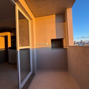Apartamento com 52m², 2 dormitórios, 1 vaga, no bairro Centro em Caxias do Sul para Alugar