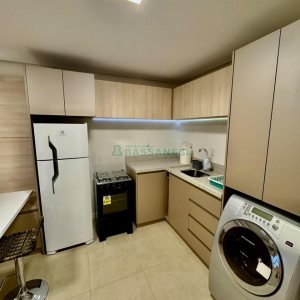 Apto Mobiliado com 41m², 1 dormitório, no bairro Petrópolis em Caxias do Sul para Alugar