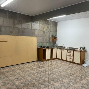 Chácara com 393m², 4 dormitórios, 4 vagas, no bairro Linha 30 em Caxias do Sul para Comprar