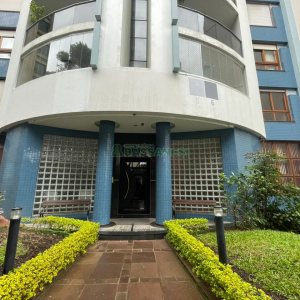 Apartamento com 217m², 3 dormitórios, 3 vagas, no bairro Exposição em Caxias do Sul para Comprar