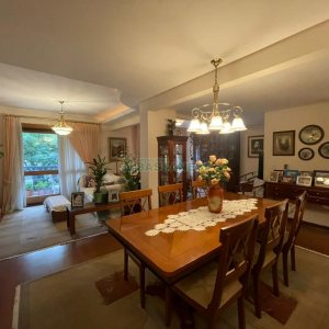 Apartamento com 217m², 3 dormitórios, 3 vagas, no bairro Exposição em Caxias do Sul para Comprar