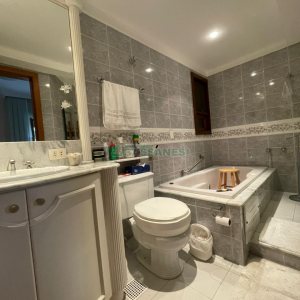 Apartamento com 217m², 3 dormitórios, 3 vagas, no bairro Exposição em Caxias do Sul para Comprar