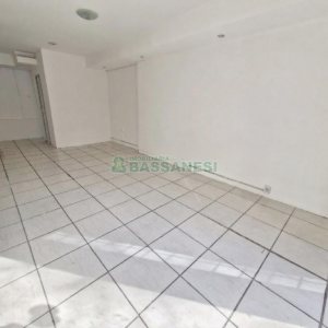 Loja com 40m², no bairro Centro em Caxias do Sul para Alugar