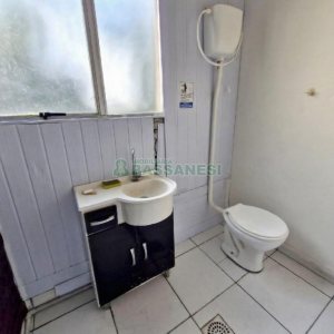 Loja com 40m², no bairro Centro em Caxias do Sul para Alugar