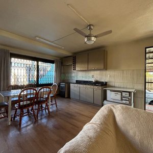 Casa Mobiliada com 190m², 3 dormitórios, 3 vagas, no bairro Cinqüentenário em Caxias do Sul para Alugar