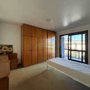 Casa Mobiliada com 190m², 3 dormitórios, 3 vagas, no bairro Cinqüentenário em Caxias do Sul para Alugar