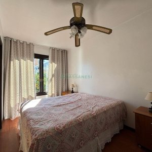 Casa Mobiliada com 190m², 3 dormitórios, 3 vagas, no bairro Cinqüentenário em Caxias do Sul para Alugar