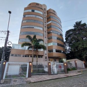 Apartamento com 160m², 3 dormitórios, 3 vagas, no bairro Jardim América em Caxias do Sul para Comprar