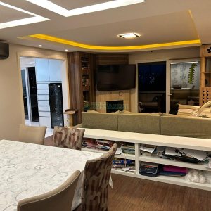Apartamento com 160m², 3 dormitórios, 3 vagas, no bairro Jardim América em Caxias do Sul para Comprar