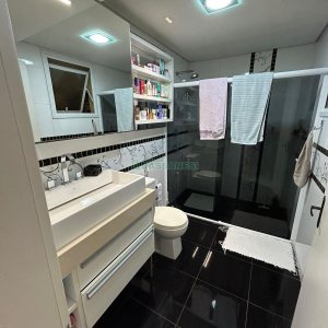 Apartamento com 160m², 3 dormitórios, 3 vagas, no bairro Jardim América em Caxias do Sul para Comprar