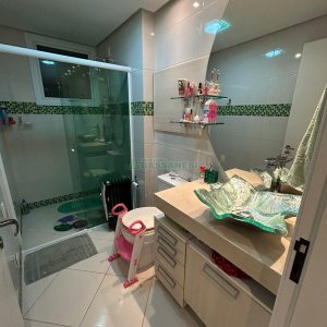 Apartamento com 160m², 3 dormitórios, 3 vagas, no bairro Jardim América em Caxias do Sul para Comprar