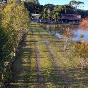 Chácara com 120m², 3 dormitórios, 1 vaga, no bairro Vila Seca em Caxias do Sul para Comprar