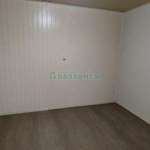 Casa com 60m², 2 dormitórios, no bairro Jardim das Hortências em Caxias do Sul para Alugar