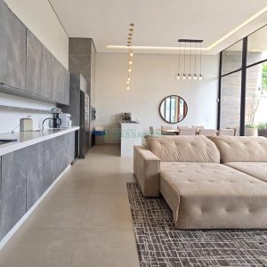 Casa com 330m², 4 dormitórios, 6 vagas, no bairro Monte Bérico em Caxias do Sul para Alugar ou Comprar
