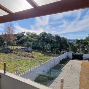 Casa com 330m², 4 dormitórios, 6 vagas, no bairro Monte Bérico em Caxias do Sul para Alugar ou Comprar