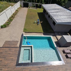 Casa com 330m², 4 dormitórios, 6 vagas, no bairro Monte Bérico em Caxias do Sul para Alugar ou Comprar
