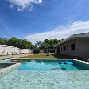 Casa com 330m², 4 dormitórios, 6 vagas, no bairro Monte Bérico em Caxias do Sul para Alugar ou Comprar