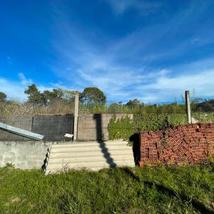 Terreno com 1000m², no bairro Monte Bérico em Caxias do Sul para Comprar