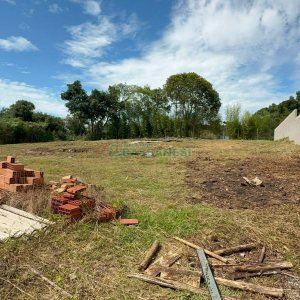 Terreno com 1000m², no bairro Monte Bérico em Caxias do Sul para Comprar