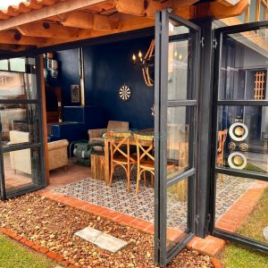 Casa com 144m², 2 dormitórios, 2 vagas, no bairro São Luiz em Caxias do Sul para Comprar