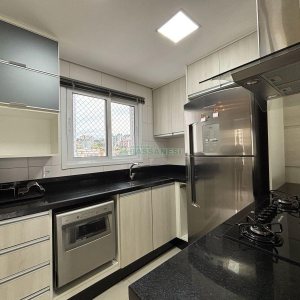 Apartamento com 72m², 2 dormitórios, 2 vagas, no bairro Pio X em Caxias do Sul para Alugar
