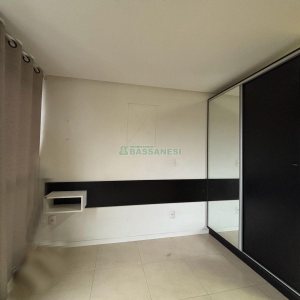 Apartamento com 48m², 1 dormitório, no bairro Petrópolis em Caxias do Sul para Alugar