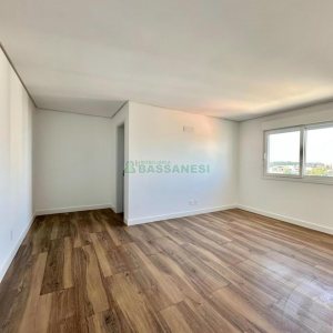 Apartamento com 154m², 3 dormitórios, 3 vagas, no bairro Madureira em Caxias do Sul para Comprar