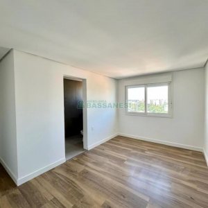 Apartamento com 154m², 3 dormitórios, 3 vagas, no bairro Madureira em Caxias do Sul para Comprar