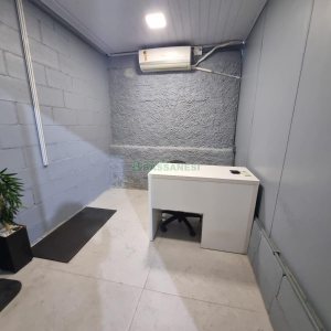 Pavilhão com 570m², no bairro Desvio Rizzo em Caxias do Sul para Alugar