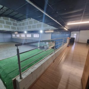 Pavilhão com 570m², no bairro Desvio Rizzo em Caxias do Sul para Alugar