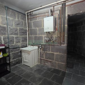 Casa com 300m², 3 dormitórios, 2 vagas, no bairro Linha 40 em Caxias do Sul para Comprar