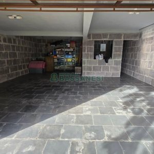 Casa com 300m², 3 dormitórios, 2 vagas, no bairro Linha 40 em Caxias do Sul para Comprar