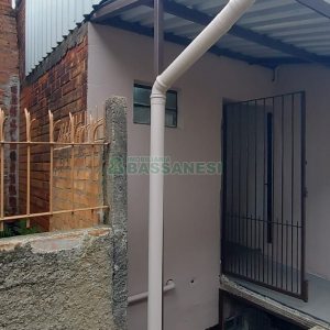 Casa com 54m², 3 dormitórios, 1 vaga, no bairro São Cristóvão em Caxias do Sul para Alugar