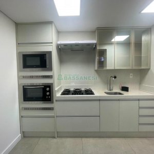 Apartamento com 92m², 3 dormitórios, 2 vagas, no bairro Rio Branco em Caxias do Sul para Alugar ou Comprar