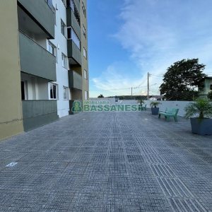 Apartamento com 57m², 2 dormitórios, 1 vaga, no bairro Santa Catarina em Caxias do Sul para Alugar