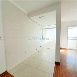 Apartamento com 57m², 2 dormitórios, 1 vaga, no bairro Santa Lúcia em Caxias do Sul para Alugar