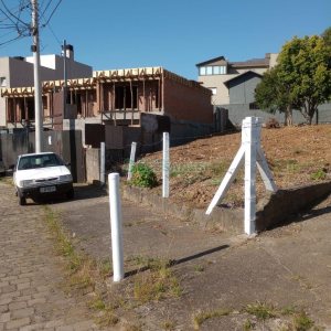 Terreno com 335m², no bairro Jardim América em Caxias do Sul para Comprar