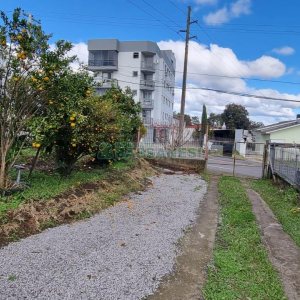 Terreno com 326m², no bairro Santa Lúcia em Caxias do Sul para Comprar